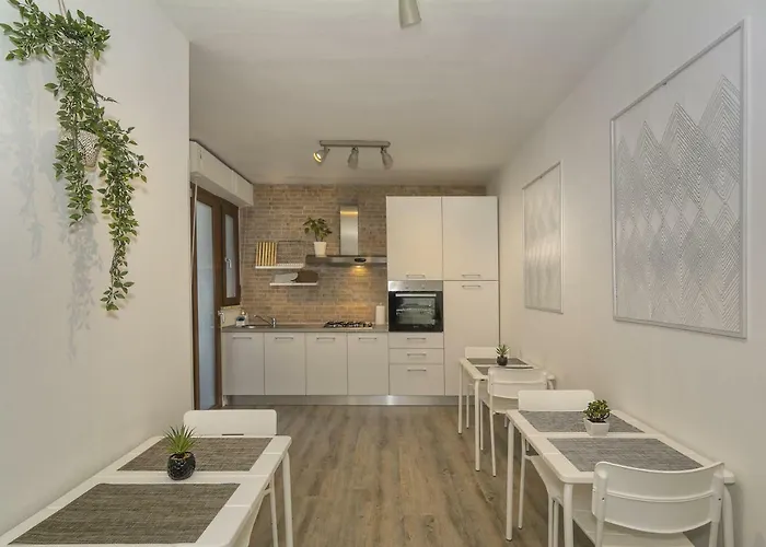 L'approdo Penzion Pisa