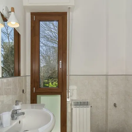 L'approdo Pensión Pisa