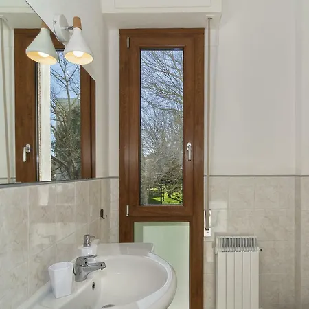 L'approdo Pensión 3*