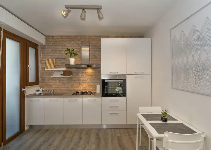 L'approdo ゲストハウス